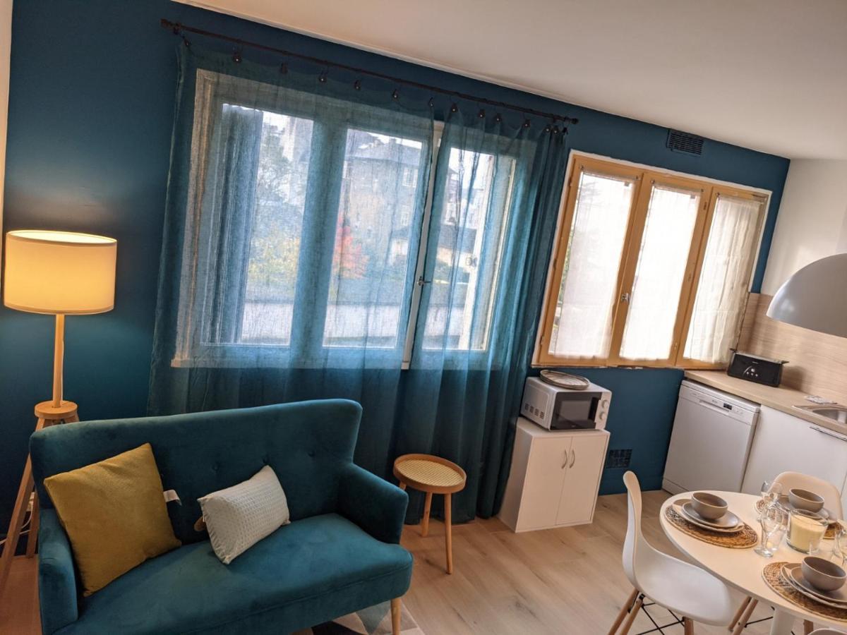 Apartment Cosy Iris 3ch - Stationnement Gratuit - Lumineux